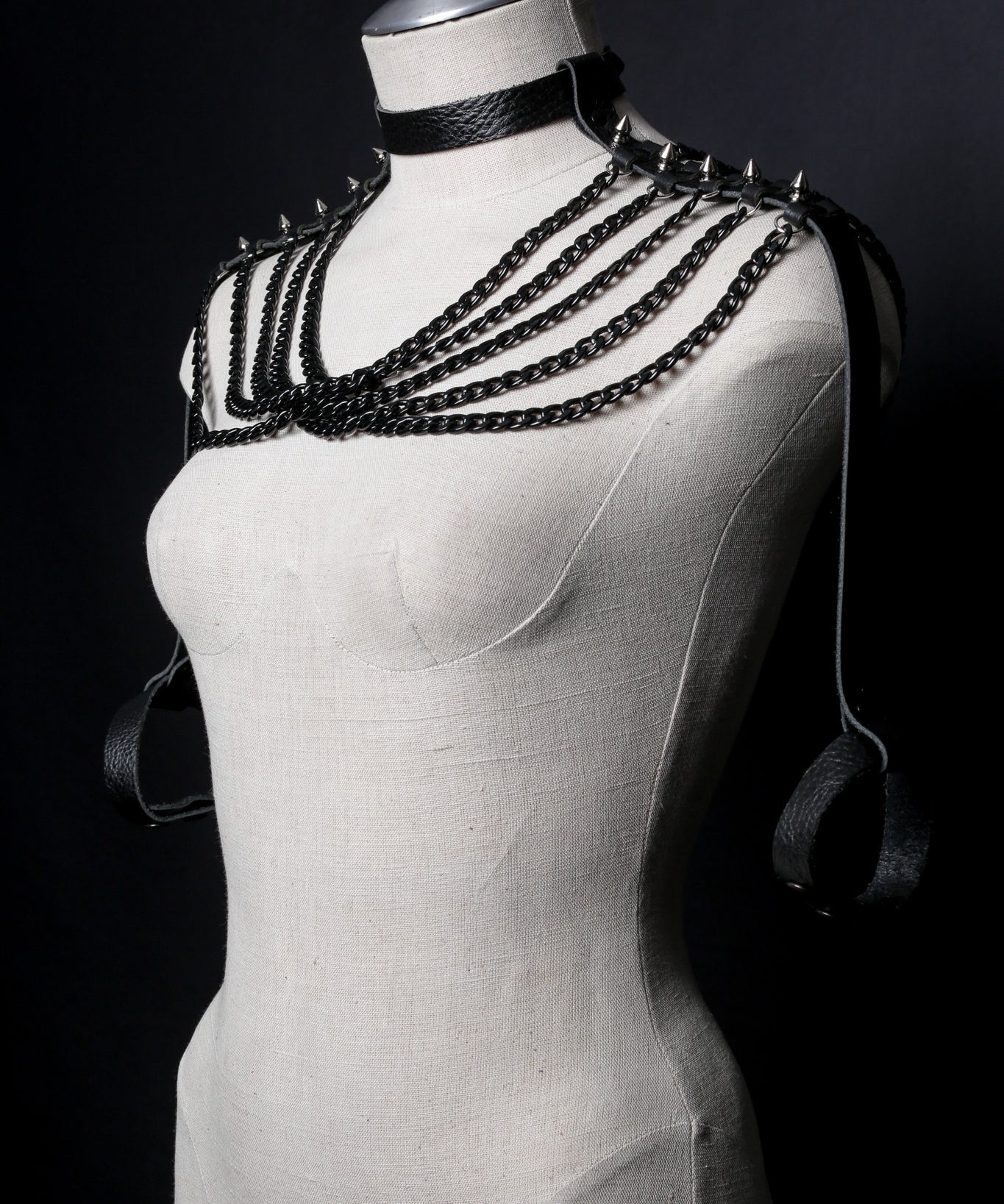 Blair Shoulder Chain - JAKIMAC
 - 1